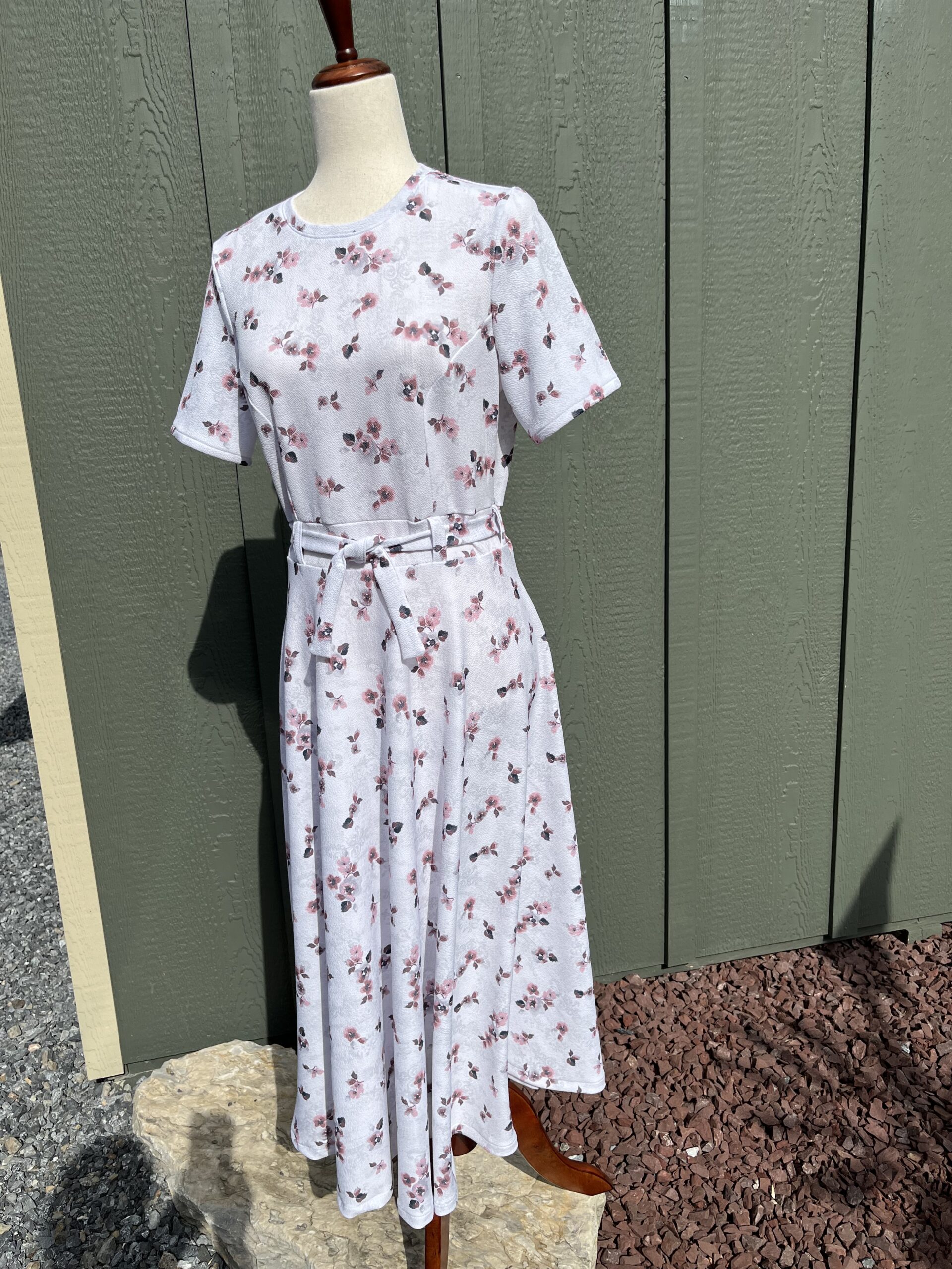 The "Sparrow Dress" in Salmon - Image 5