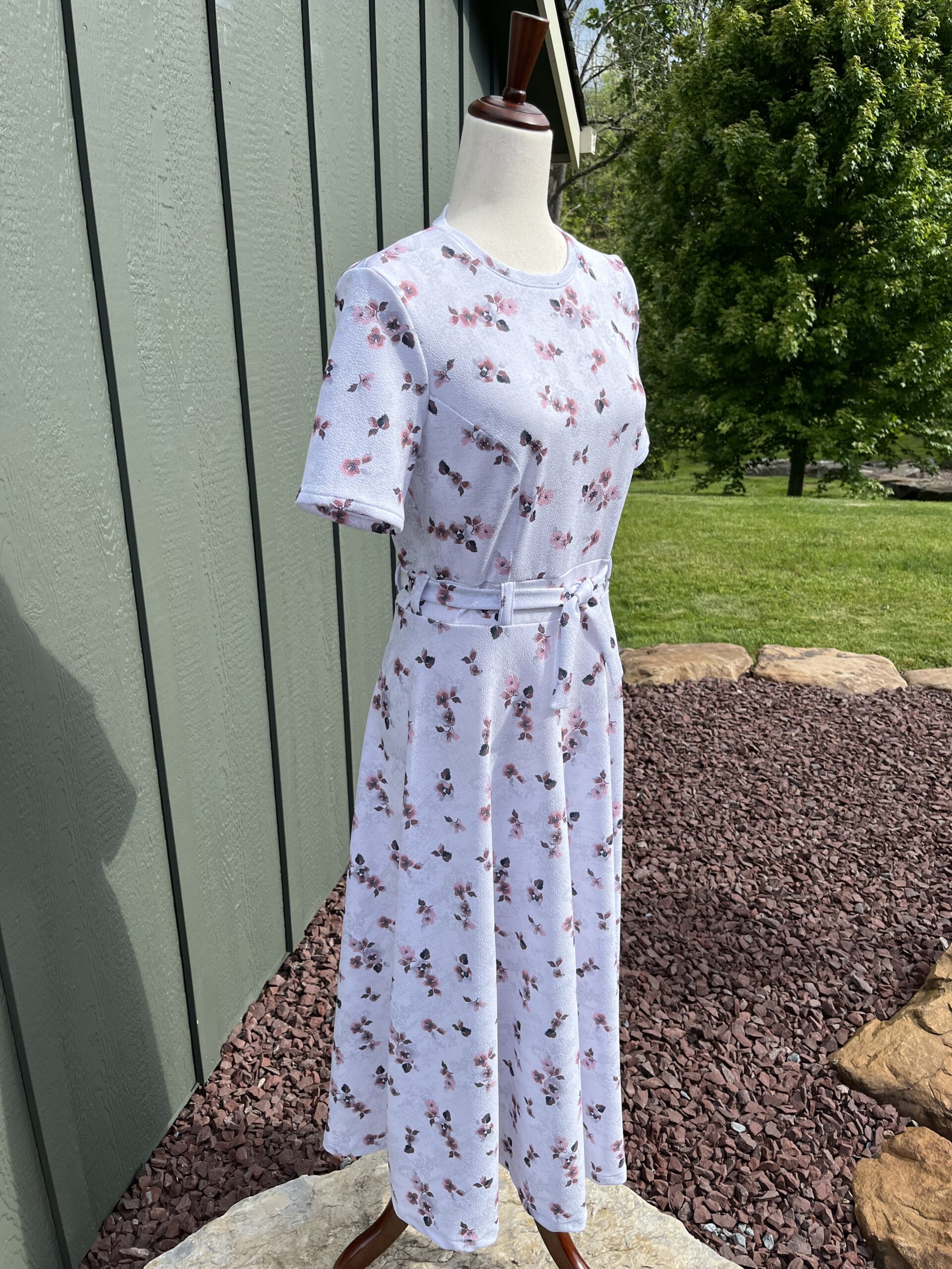 The "Sparrow Dress" in Salmon - Image 6