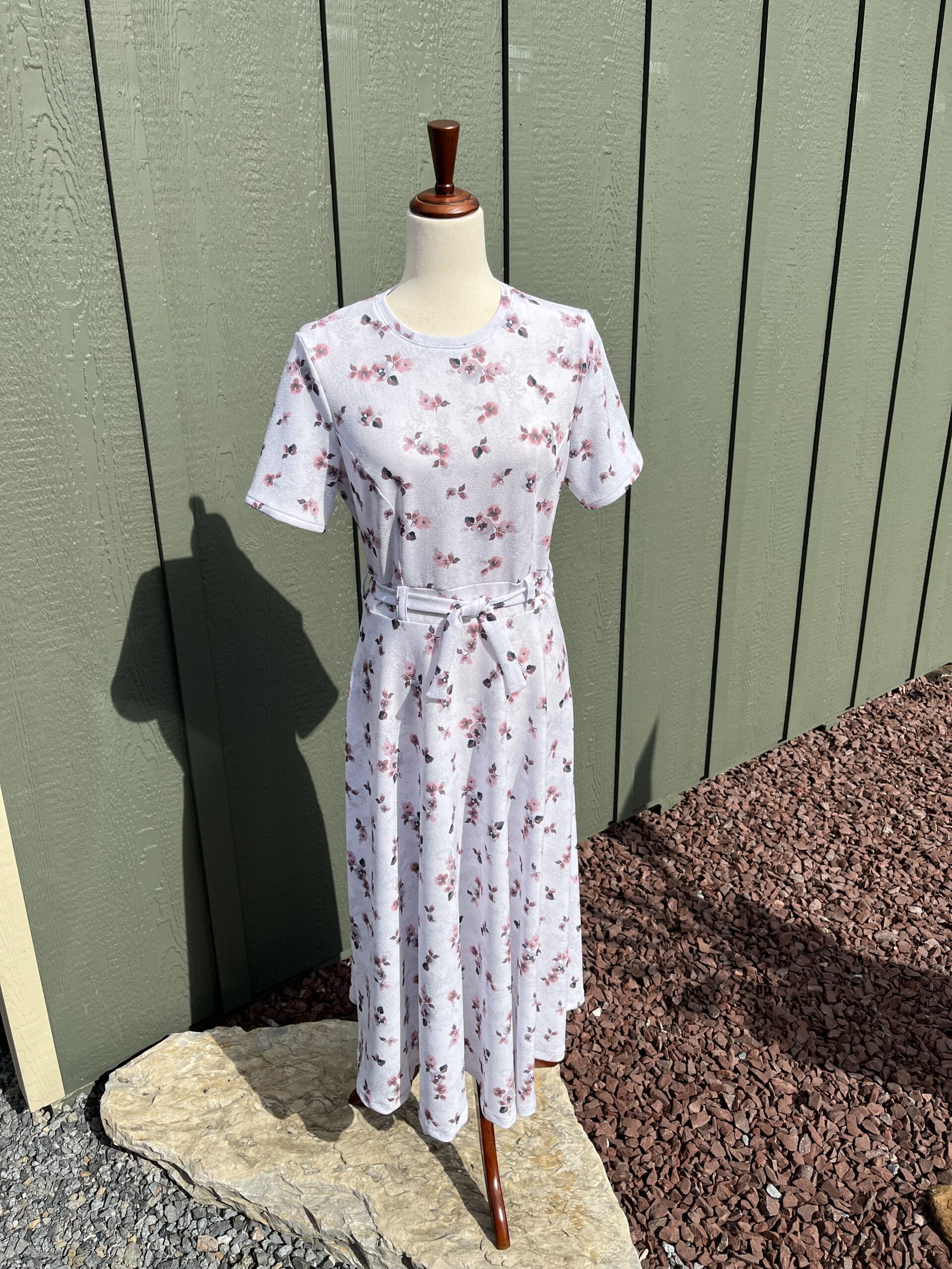 The "Sparrow Dress" in Salmon - Image 3
